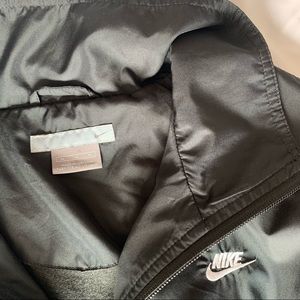 Nike black windbreaker